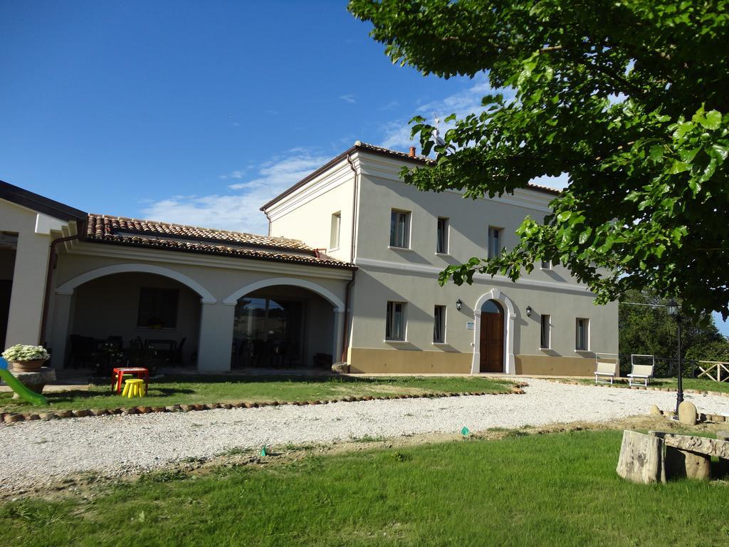 Villa Marietta Country House - Marche Montemaggiore al Metauro エクステリア 写真