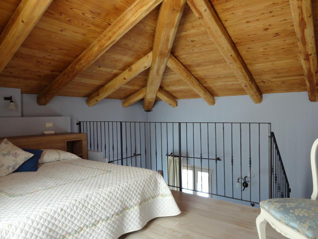 Villa Marietta Country House - Marche Montemaggiore al Metauro エクステリア 写真
