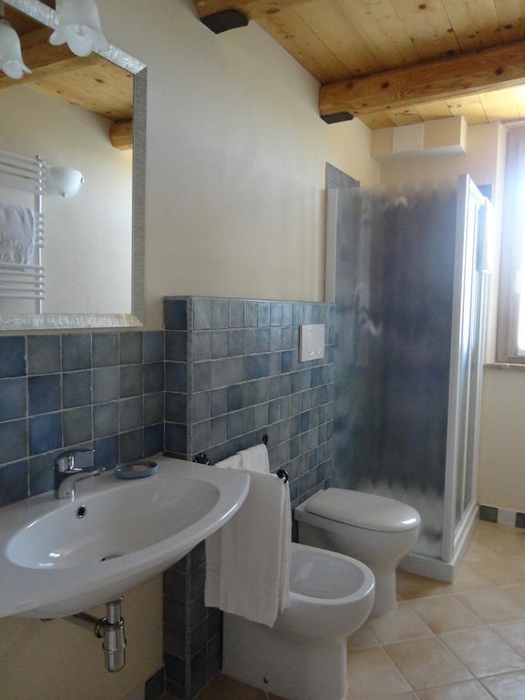 Villa Marietta Country House - Marche Montemaggiore al Metauro エクステリア 写真