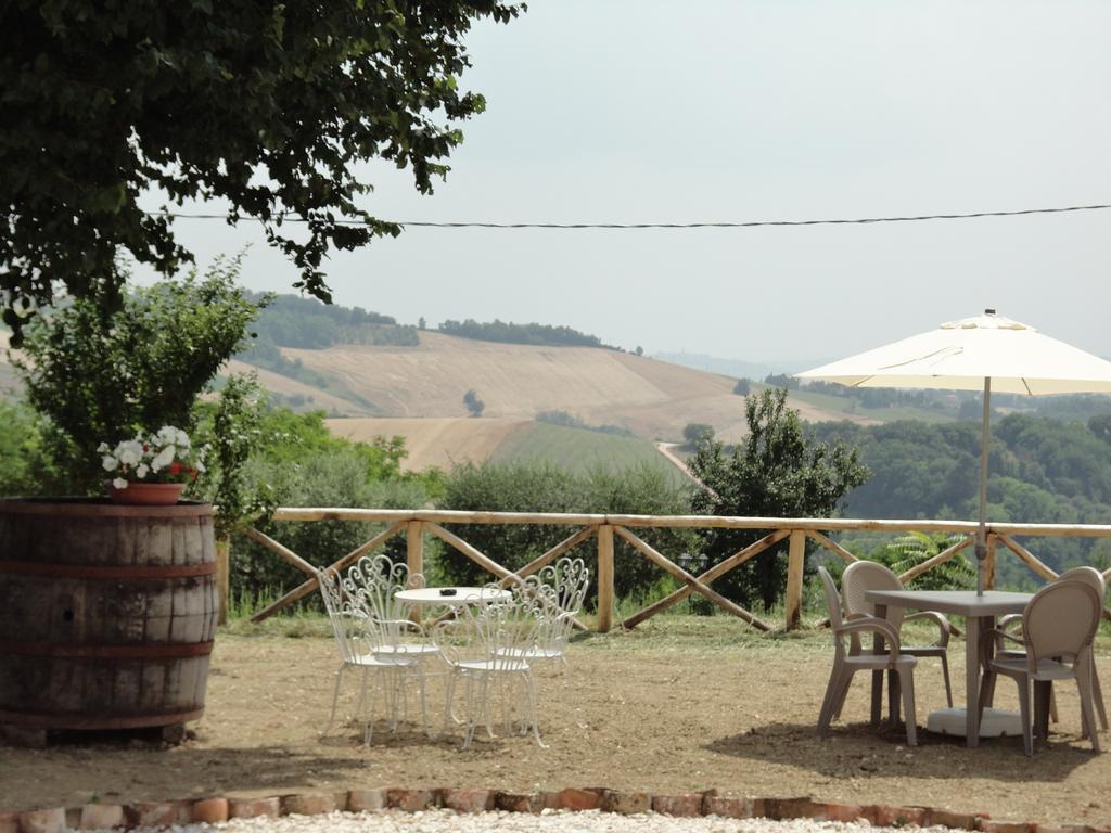 Villa Marietta Country House - Marche Montemaggiore al Metauro エクステリア 写真