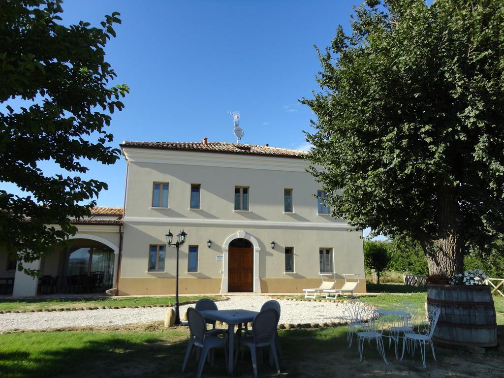 Villa Marietta Country House - Marche Montemaggiore al Metauro エクステリア 写真